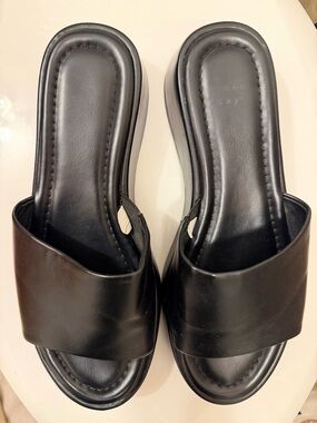 black mule sandals